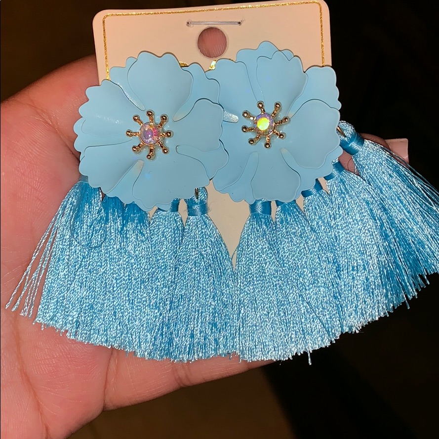 Boutique Blue Flower Tassel Earrings New
